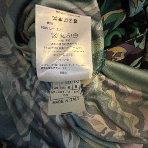 Beautiful Emilio Pucci green dress with beige and black abstract leaf pattern - Picture 5 of 12